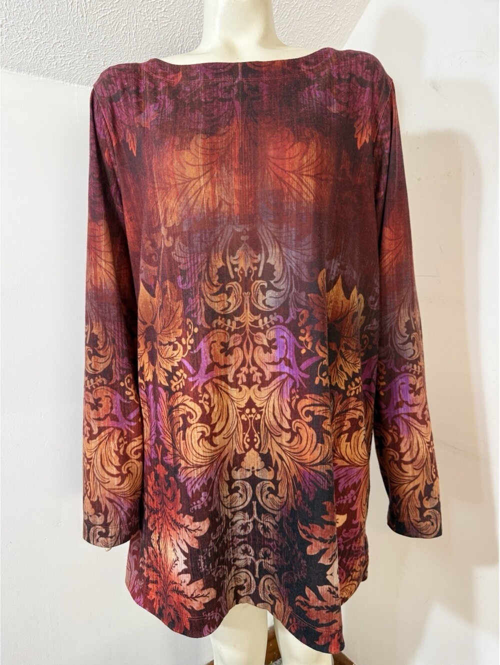 Soft Surroundings Size 2X Longsleeved Knit Tunic Top Shades of Red Floral Leaf
